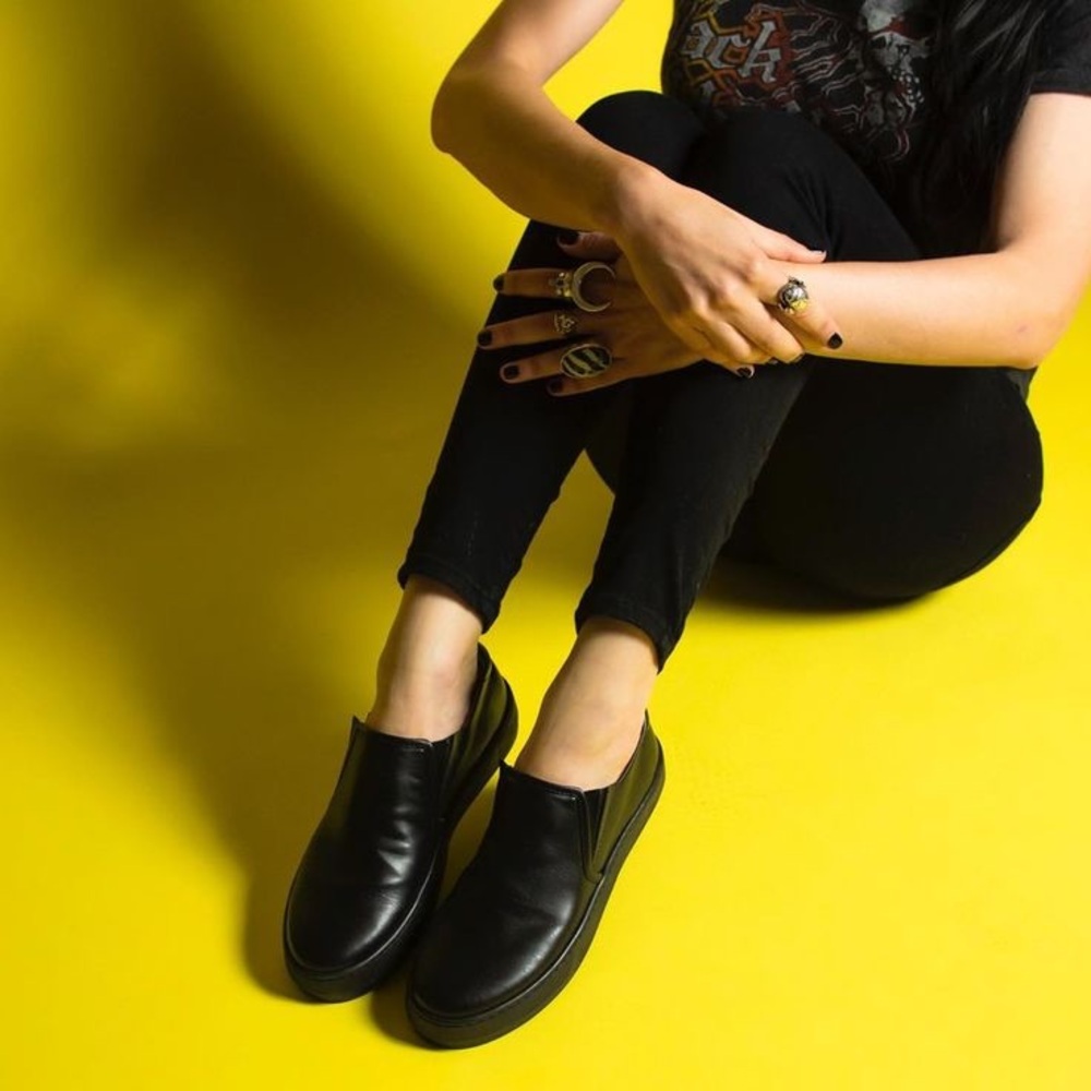 Von D hex slip on sneakers